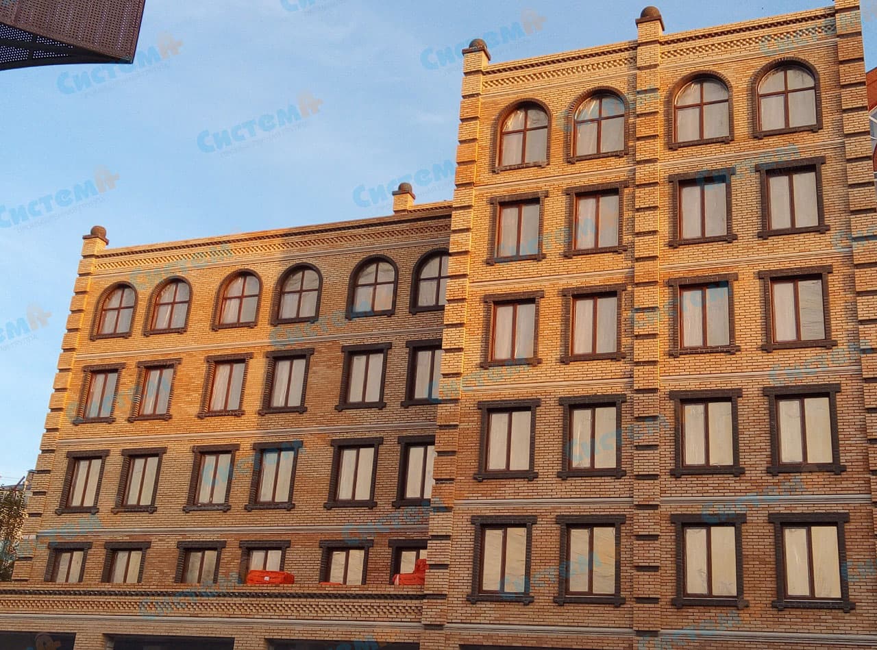 Молдинги для здания отеля